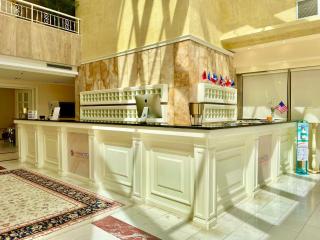 AMH Hotel Durres - Durazzo - 8