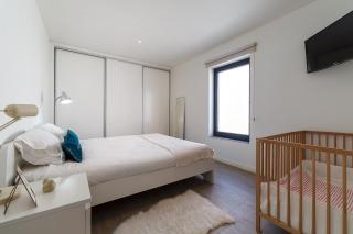 Gafa House - Family Accommodation and Workplace - 7