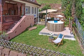 Familienglück im Schwarzwaldhaus mit Schlossblick - Neuenbürg - 2