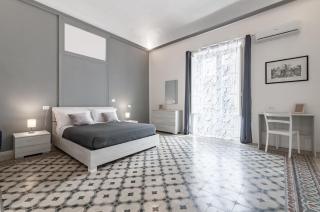 GuestHost - La Dimora dei Mille - Roomy Apartment with Terrace - Palermo - 1