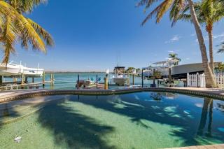 Massive home on the water - 1