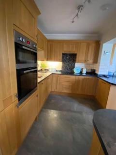 Spacious Coastal Gwbert Holiday Rental - Cardigan - 1