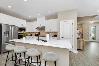 Inviting Home Near Disney With Waterpark & Resort Access At Encore Resort - 7792Sw - 8