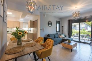 Cheli Apartments Airport by Airstay - Artemida - 0