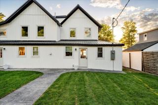 Park Slice of Heaven - Sleeps 9 - Sylvan Beach - 5