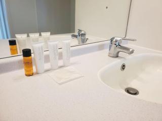 F3 Cosy avec Parking, Wifi Fibre - Centre-ville, Face ESSEC, Proche Gare et Commerces - 8