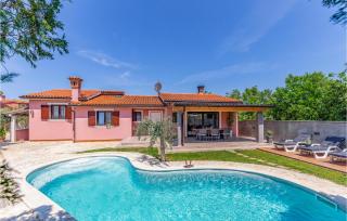 Holiday Home Biskupija Bb Cr - Medulin - 0