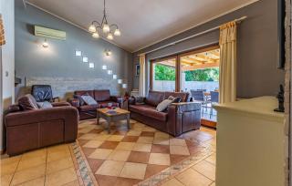 Holiday Home Biskupija Bb Cr - Medulin - 8