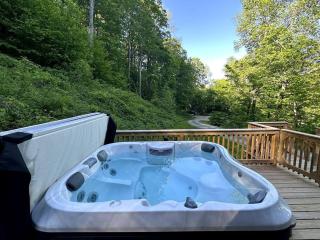 Cozy A-Frame Cabin Nestled In The Trees, Hot Tub - Killington - 9