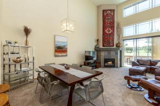 Spacious 4BR Private HOT TUB Eagle Crest Resort on Golf Course - 5