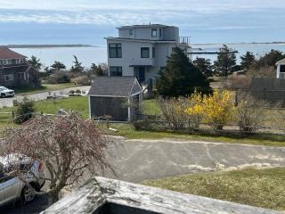 Steps away from Lewis Bay - Yarmouth - 6
