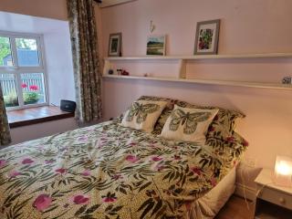 Traditional cottage near the Wild Atlantic Way - 8