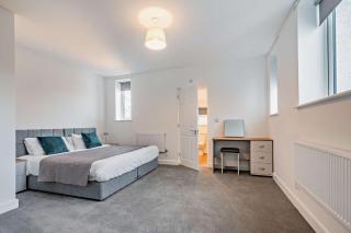 Modern, City living Apartments- Private parking - Oxford - 4