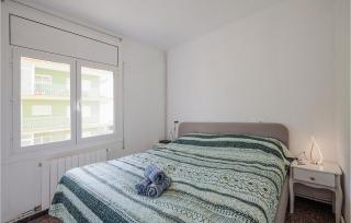Nice Apartment In Pineda De Mar - Pineda de Mar - 4