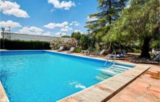 6 Bedroom Cozy Home In Lucena - 2