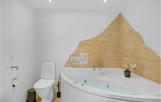 Awesome Home In Ebeltoft With Wifi - Ebeltoft - 2