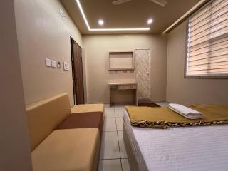 Famstay and healthclub - Kannur - 6