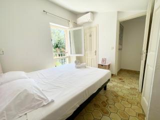 Appartement 11 en duplex - LES SUITES DE ROBINSON - Résidence avec piscine en bord de Siagne, à Mandelieu-La-Napoule - Mandelieu La Napoule - 7