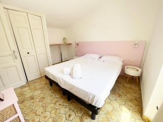 Appartement 11 en duplex - LES SUITES DE ROBINSON - Résidence avec piscine en bord de Siagne, à Mandelieu-La-Napoule - Mandelieu La Napoule - 8