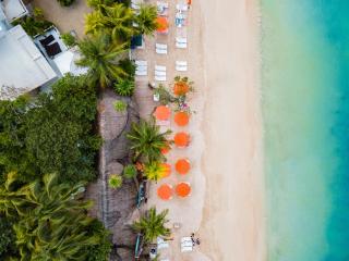 Paradise Beach Hotel & Resort - West Bay - 6