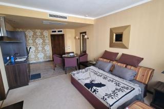 Apartmán v 5 rezorte s výhľadom na more a bazény - Sunny Beach - 0