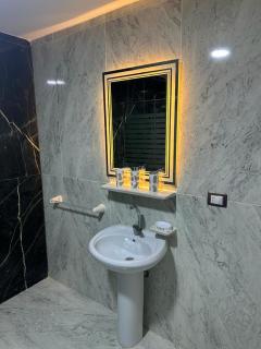 شاليه بمنتجع هلنان بورسعيد بورفؤاد عمارة 2 شقة Helnan Resid Portfoad Bld#2 Flat3 - - 2