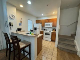 4 Bedroom 3 Bathroom Villas At Seven Dwarfs 10-102 - Kissimmee - 3