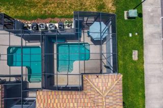 5 Bedroom 4 Bathroom Storey Lake 4908CT - 6