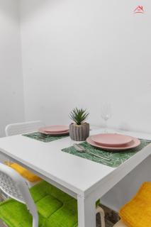 Petite Blue Apartment - Roşu - 8