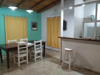 Casas HG - Cabañas sencillas y cómodas en las Sierras que acepta mascotas - Huerta Grande - 1