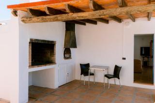 Villa Alexa this charming villa is just a 10 min drive to either Playa Den Bossa or San Antonio - San José - 1