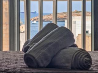 Island SeaView Oasis - St Paul's Bay - 3