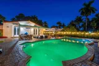Coastal Paradise 7 min to Beach with Game Room Mini Golf and Heated Pool - Hollywood - 6