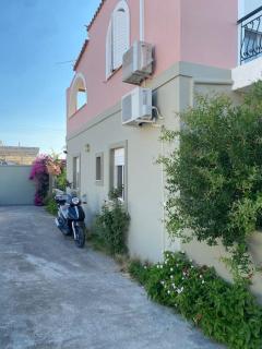 Ilisia Neapoli apartments 1 - 2