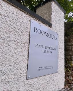 Roomours Hotel with Private Car Park - Llandudno - 5