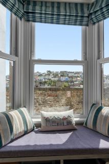 Limpet Cottage - Beautiful Space & Close To Town - 4