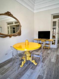 Yellow House downtown - Catania - 6
