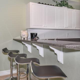 Beautiful 32 Oceanwalk condo tucked away on the 5th floor. OW14-505 - New Smyrna Beach - 6