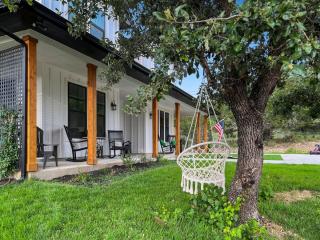 Rocking A Good Life - Spicewood - 5