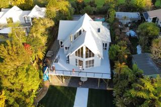Okere Lakehouse Retreat - 8