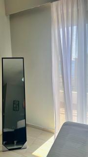 Luiza's Apartments - Sarandë - 1