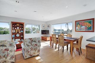 Sandy Feet Retreat close to Beach - Clarks Beach - 0