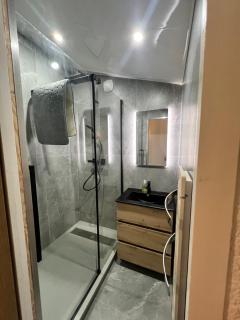 Studio refait à neuf pour 5 personnes - Auris - 5