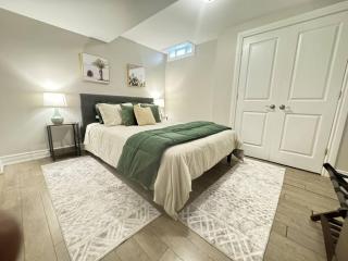 Cosy Guest Suite Near Shops, Transit, Hwy and GO! - Mississauga - 6