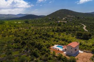 New Luxury Villa with heated Pool, Marina-Trogir - Gustirna - 3