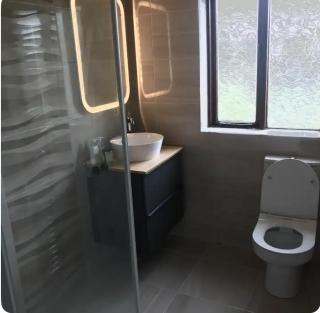 Warm and newly renovated 3 bedroom home - Dublin - 5