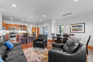 57 Robber's Roost - 1