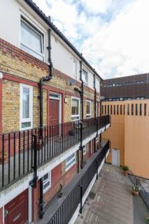 Bright, Modernised Apartment Close to Borough Market - 1
