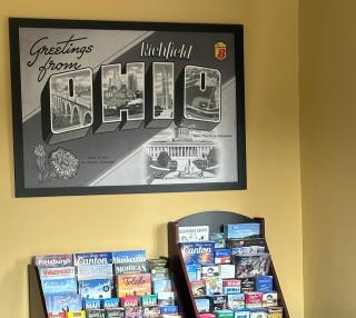 Super 8 by Wyndham Richfield Cleveland - 1