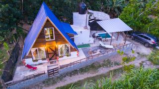 Canada House Queen bed in 2nd floor dbl sofa bed in 1st floor BBQ Private pool, river - Jarabacoa - 9